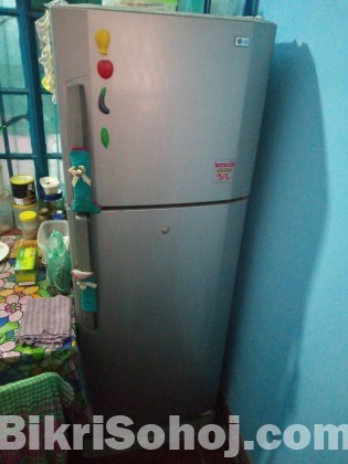 LG refrigerator